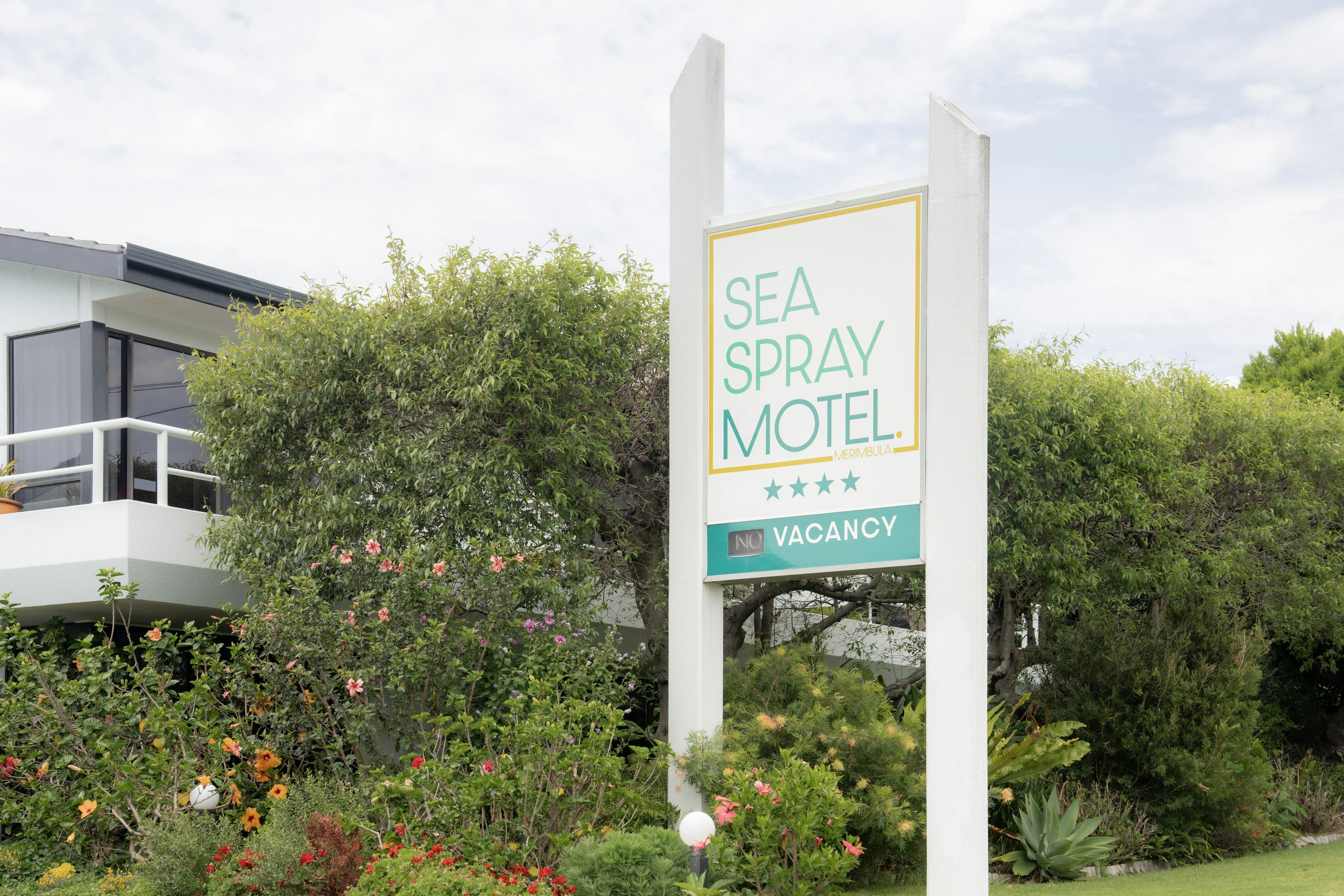 Sea Spray Motel