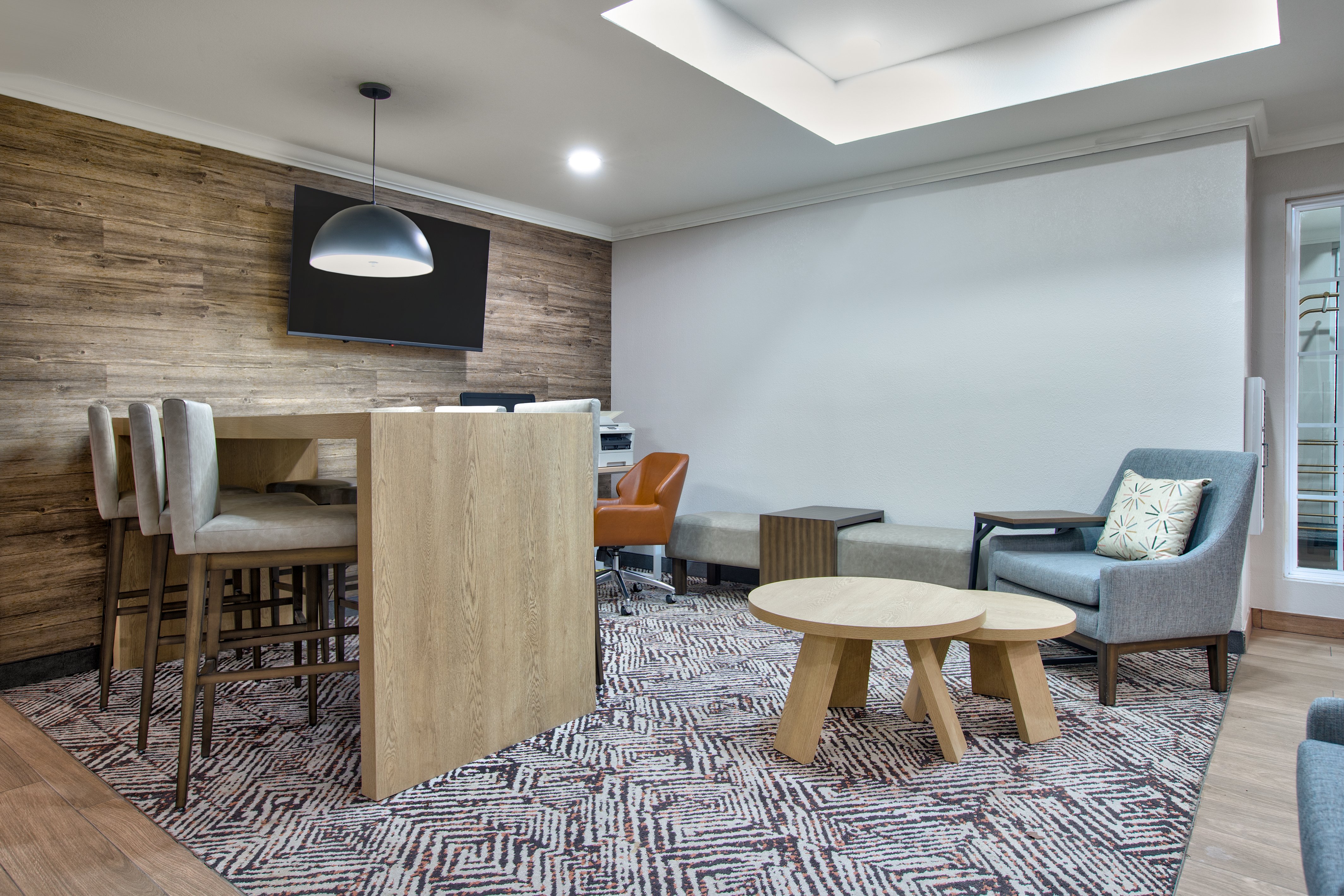 Candlewood Suites