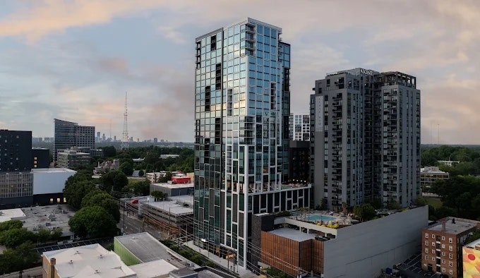 Emmi Midtown