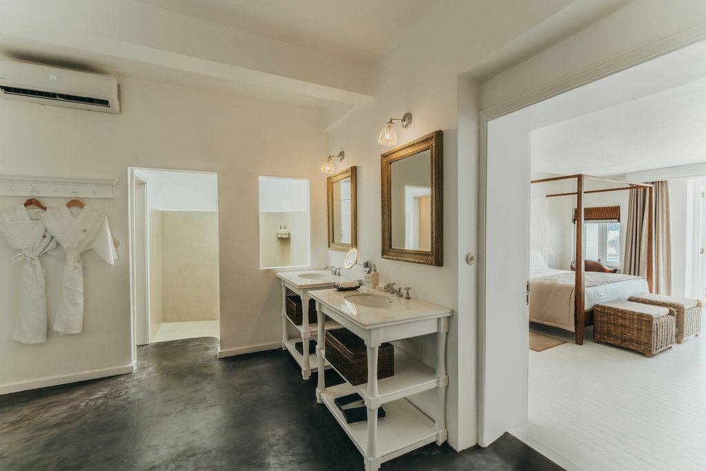 Guest photo
