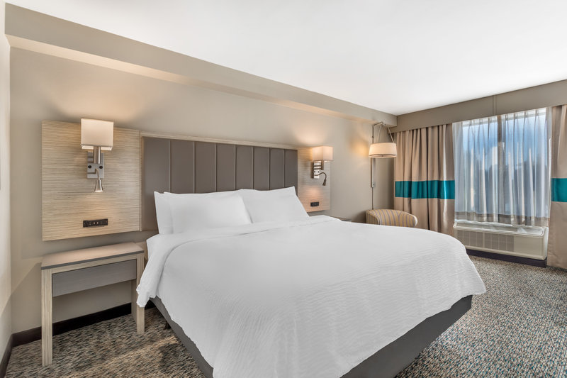 Holiday Inn Knoxville N – Merchant Drive