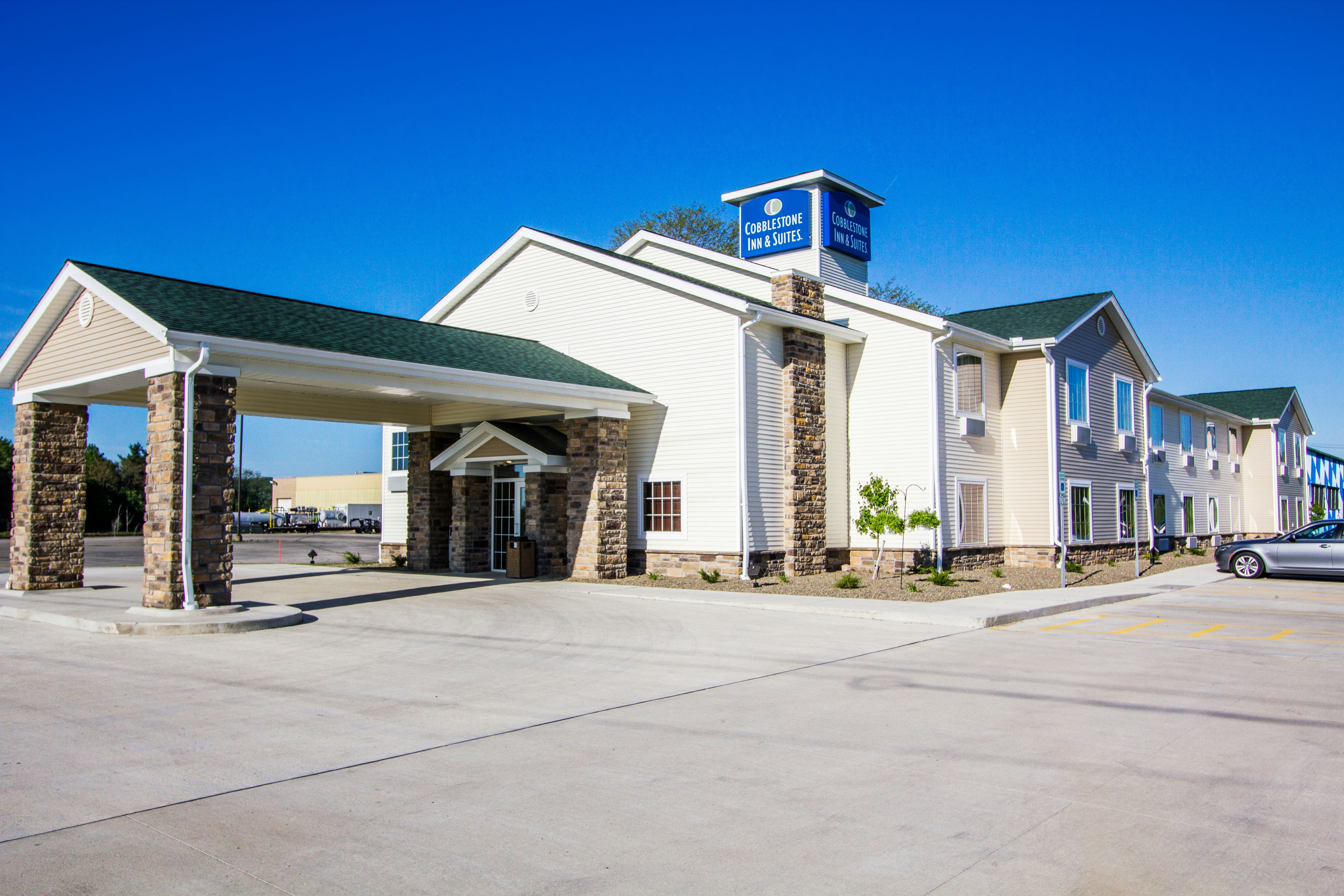 Cobblestone Inn & Suites Corry