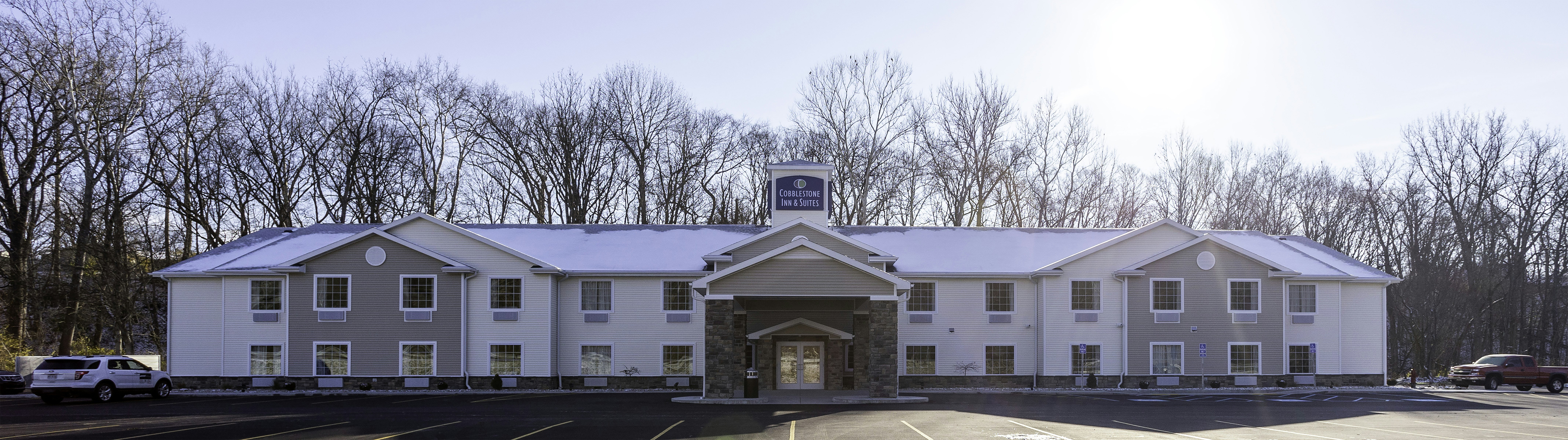 Cobblestone Inn & Suites