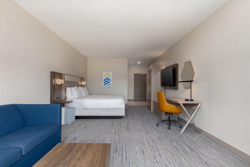 Holiday Inn Express and Suites Prosper South – Frisco