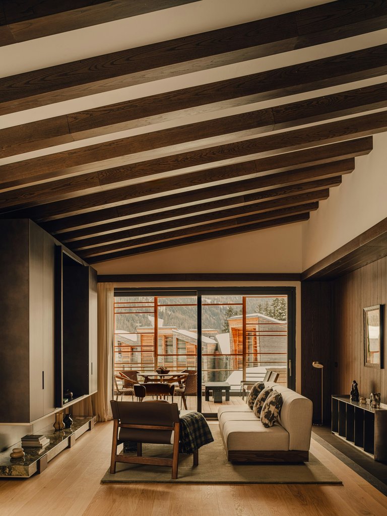 Guest photo