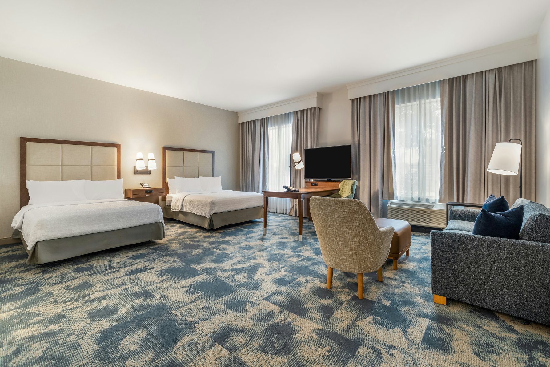Hampton Inn & Suites by Hilton Dallas/Plano-East Room Type - 2QN STDO MIC FRIDG WTBR NS