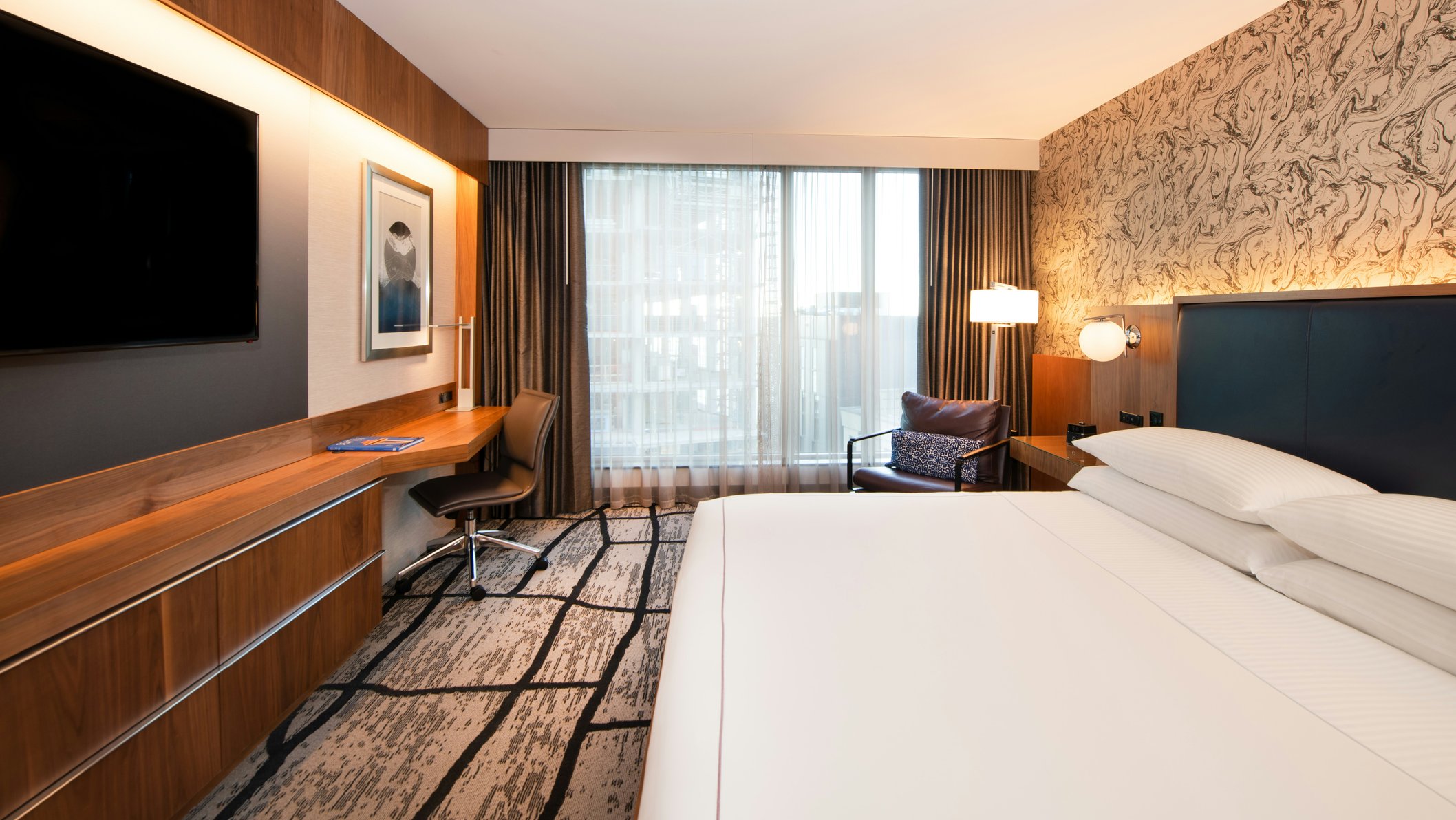 The Charter Seattle, Curio Collection by Hilton Room Type - 1 KING ACCESS RI SHWR