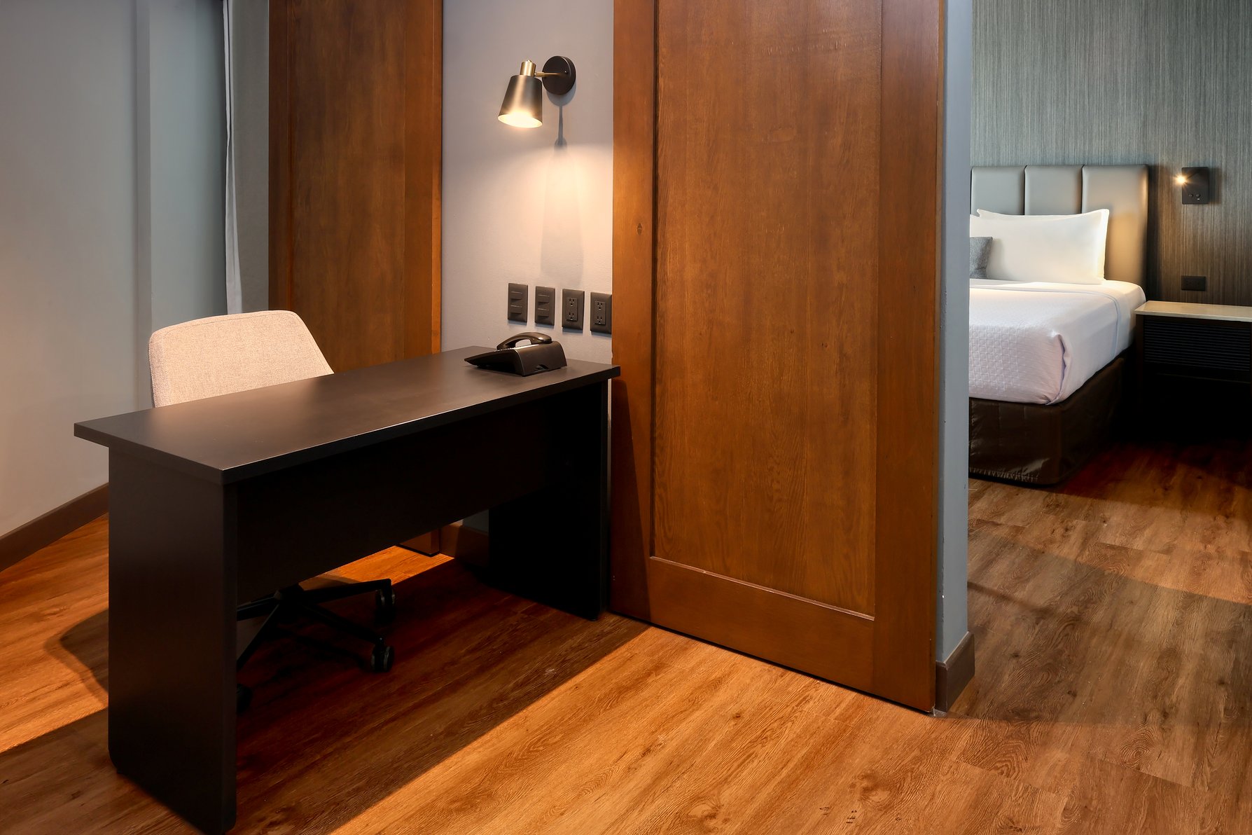 Crowne Plaza Villahermosa Room Type - 1 King Junior Suite
