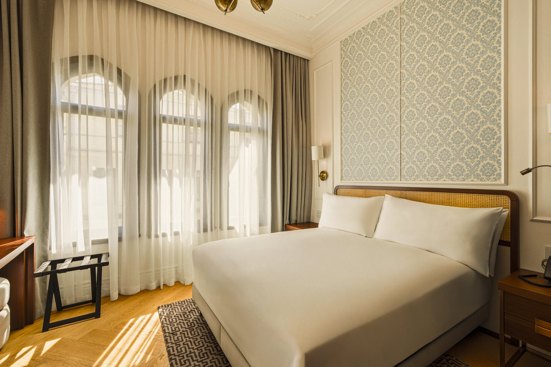 Vignette Collection L'UNION HAN ISTANBUL by IHG Room Type - 1 Queen Deluxe