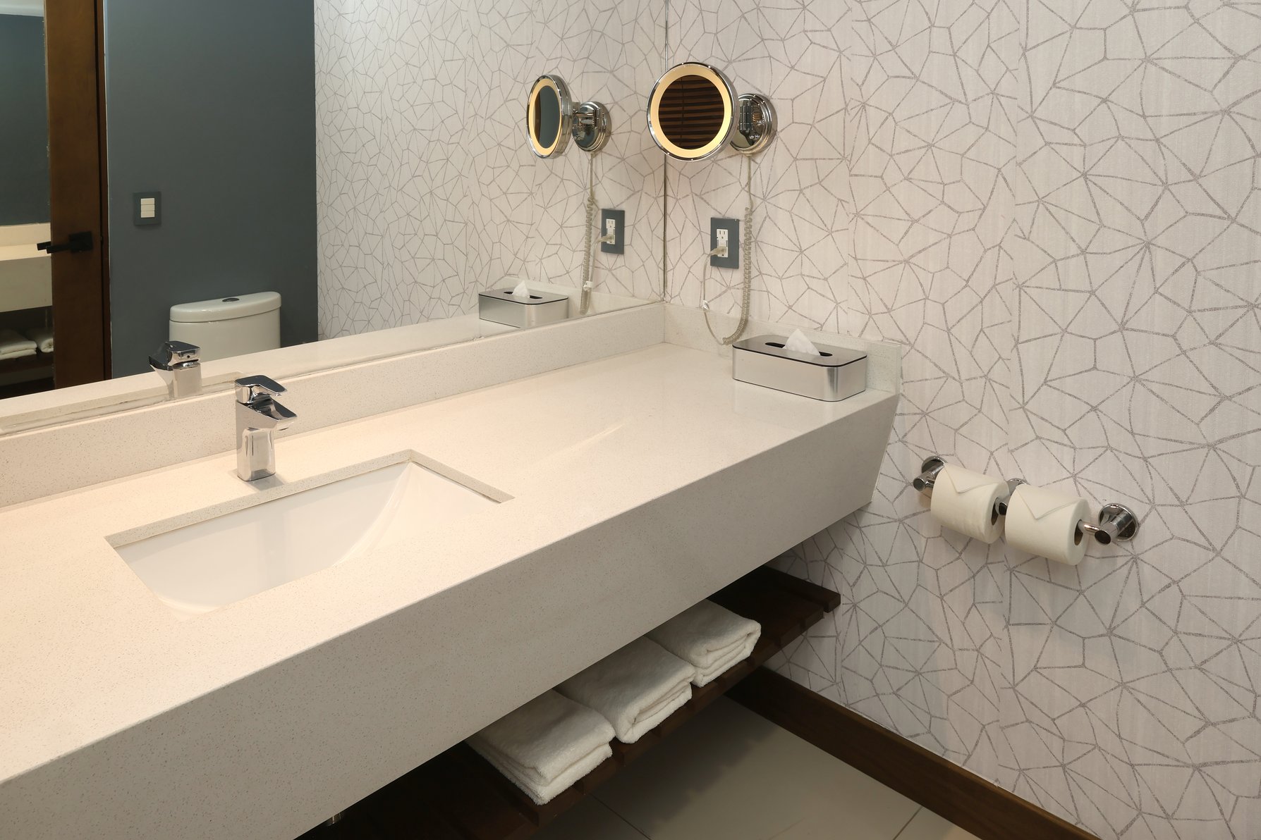 Crowne Plaza Villahermosa Room Type - 2 Queen Standard Lounge Access