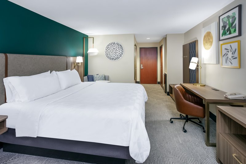 HOLIDAY INN QUINCY EAST