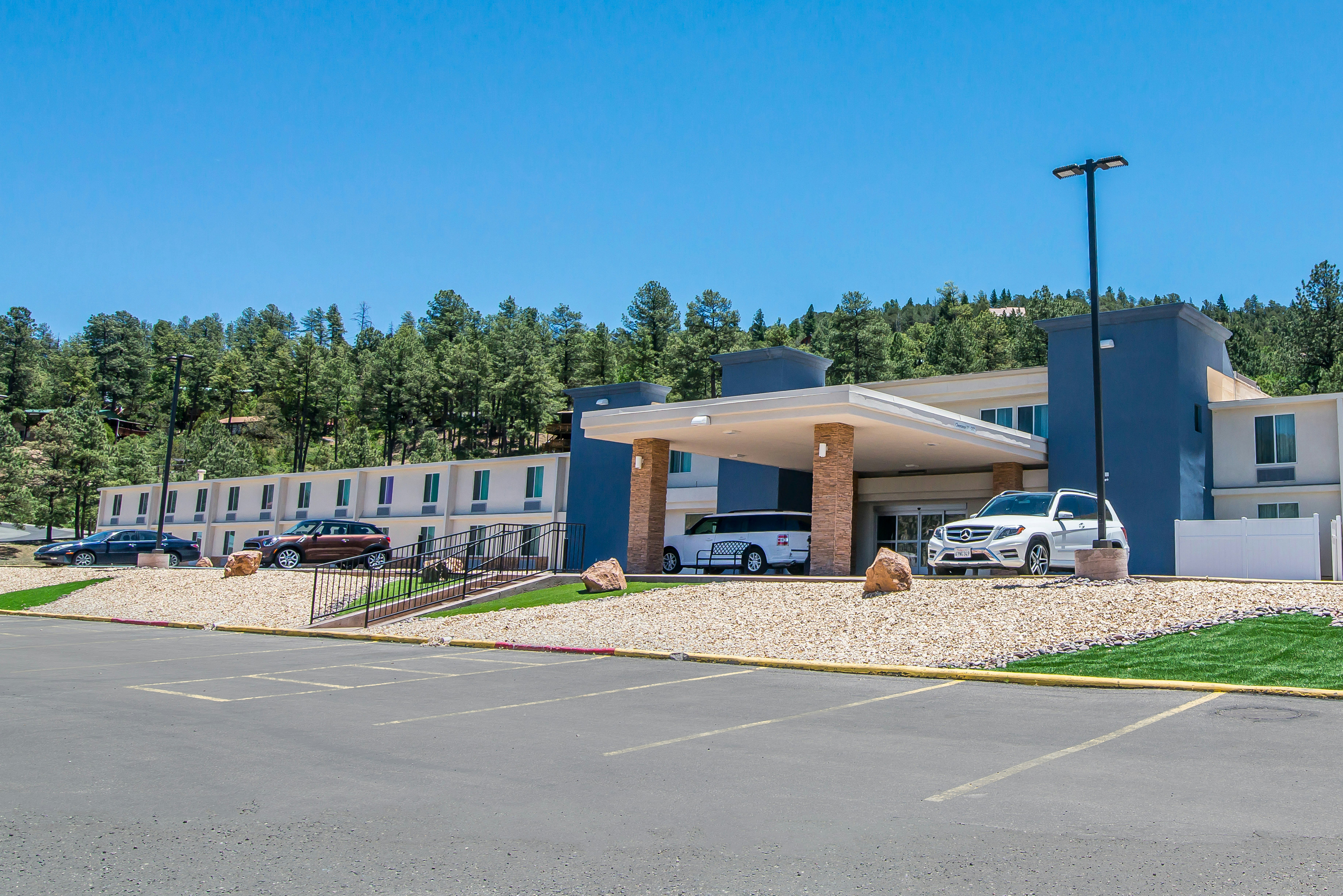 Elevate Hotel at Sierra Blanca, Ascend