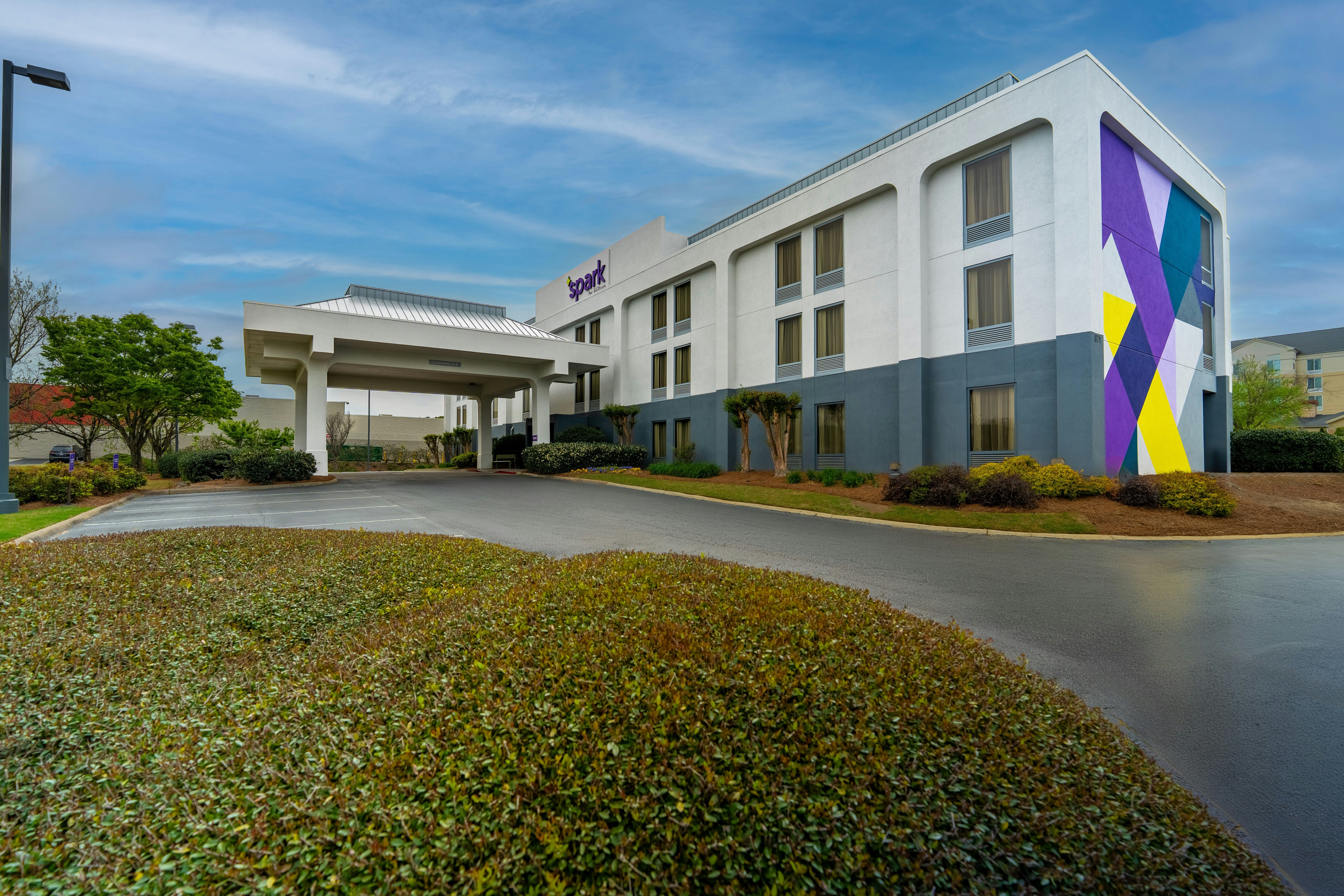 Spark by Hilton Town Center-Kennesaw