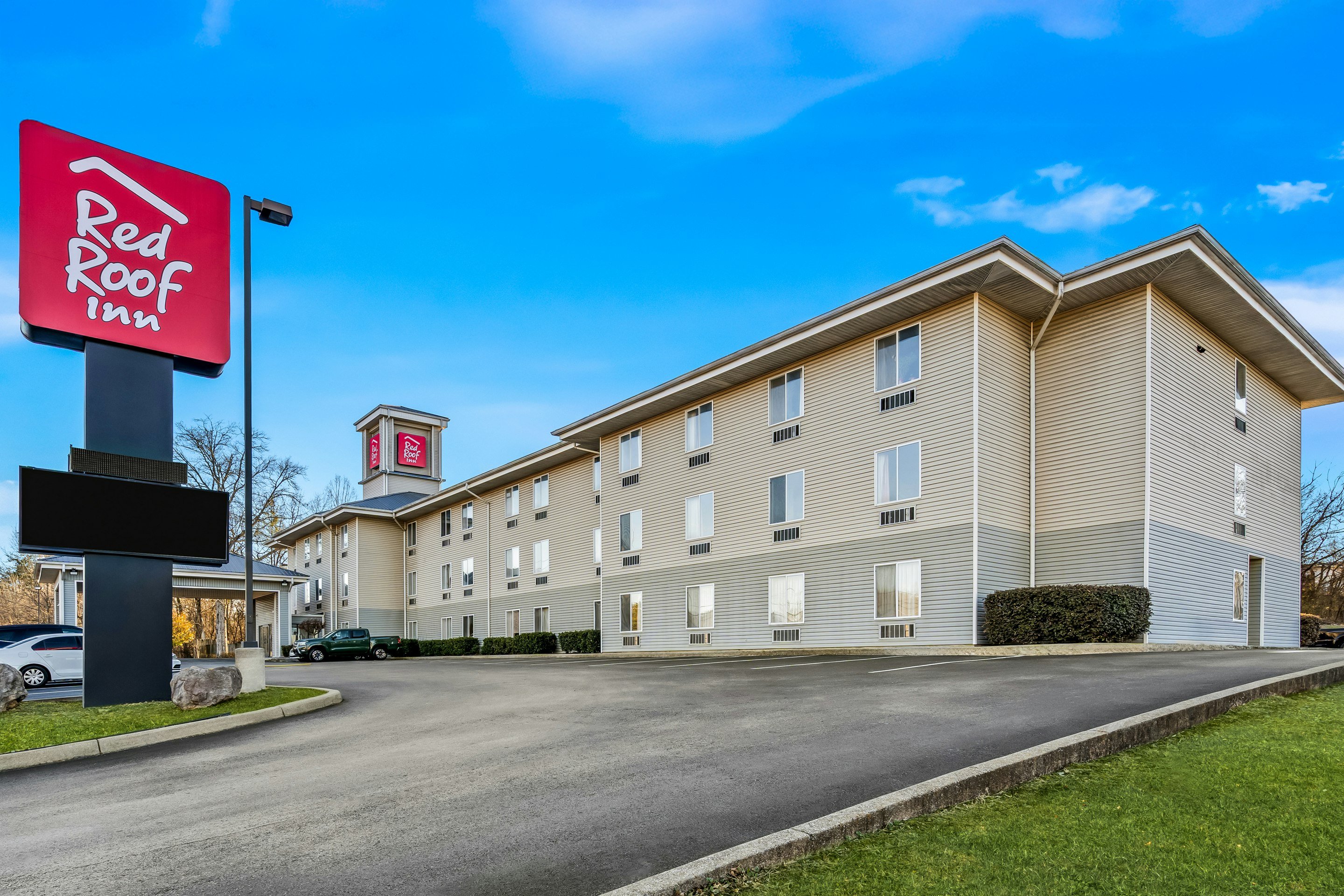Red Roof Inn Etowah – Athens, TN