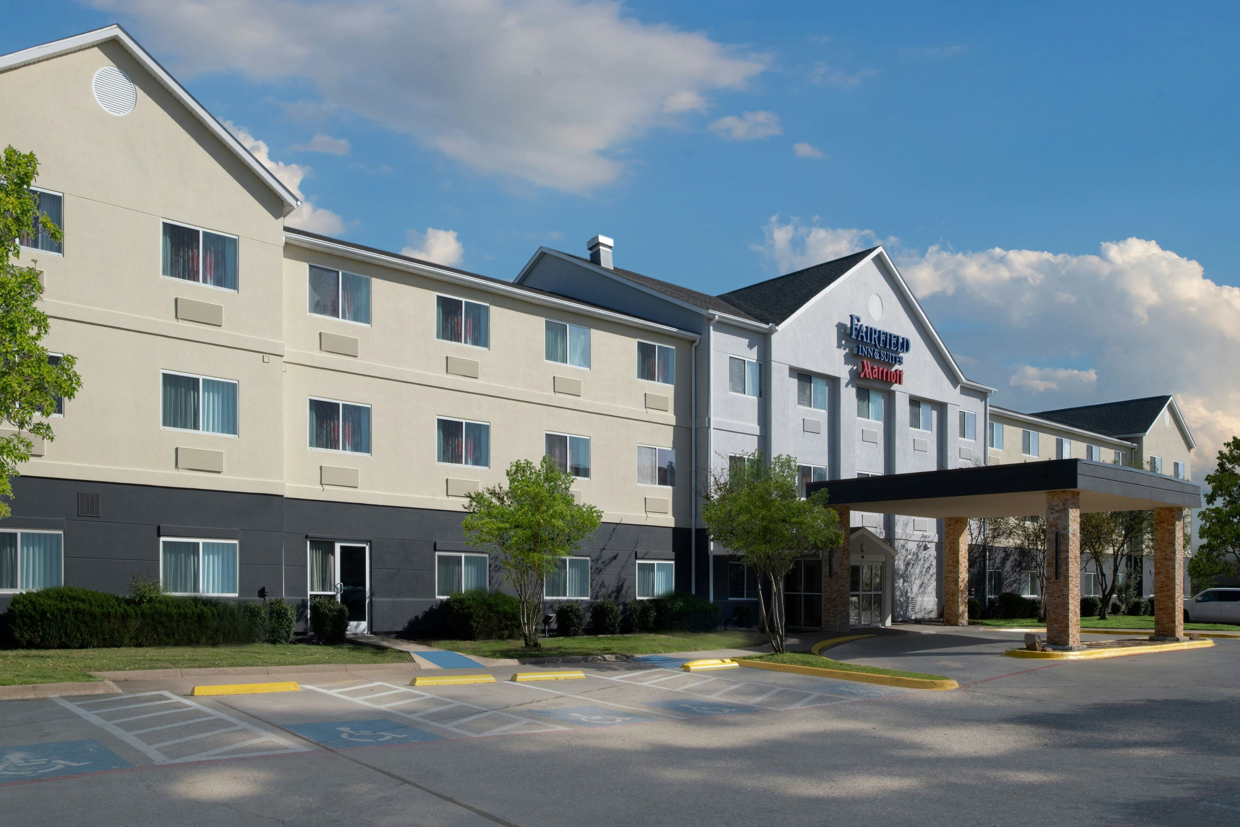Fairfield Inn/Suites Dallas Park Central