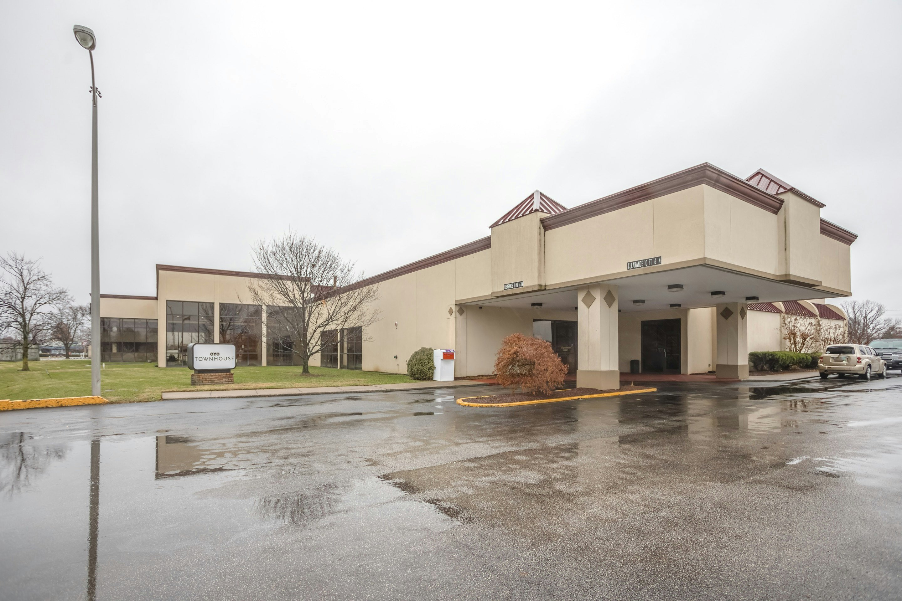 OYO Townhouse Owensboro West