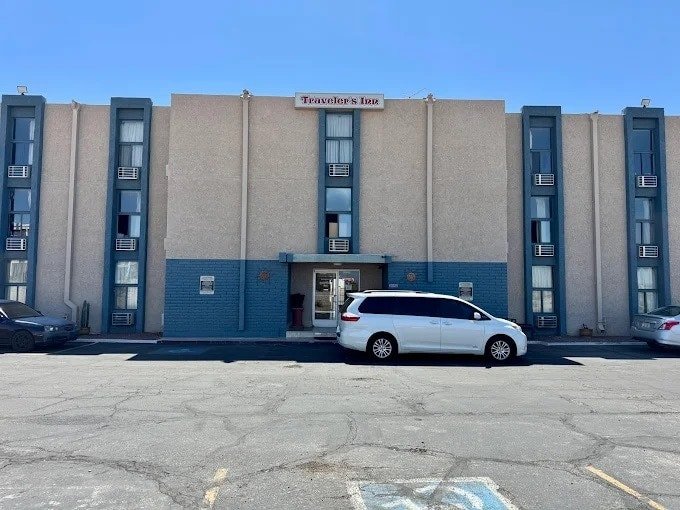 Travelers Inn