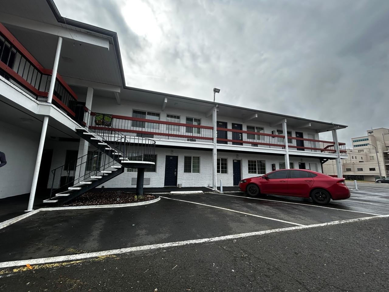 Travelers Inn