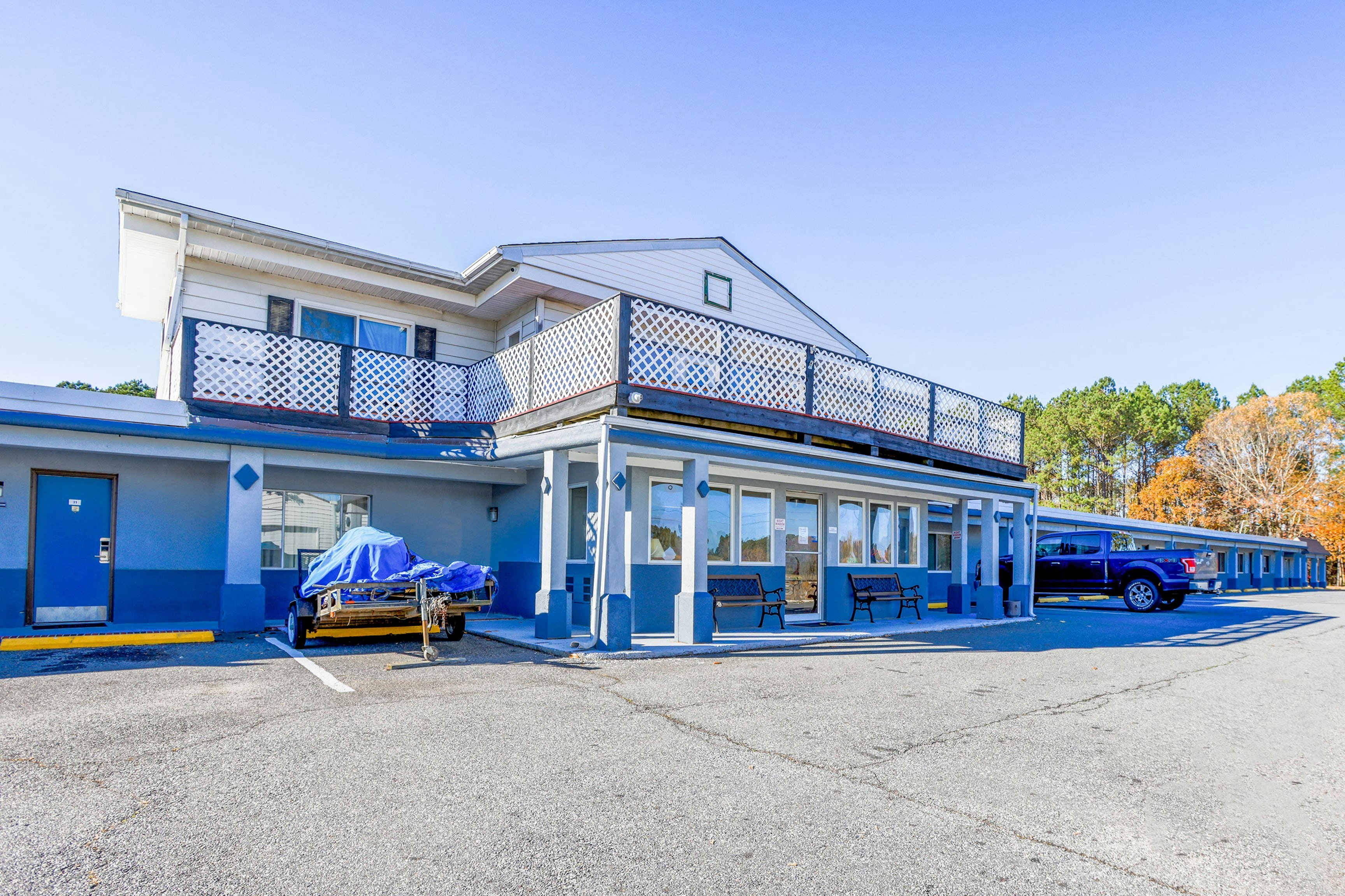 Whispering Pines Motel