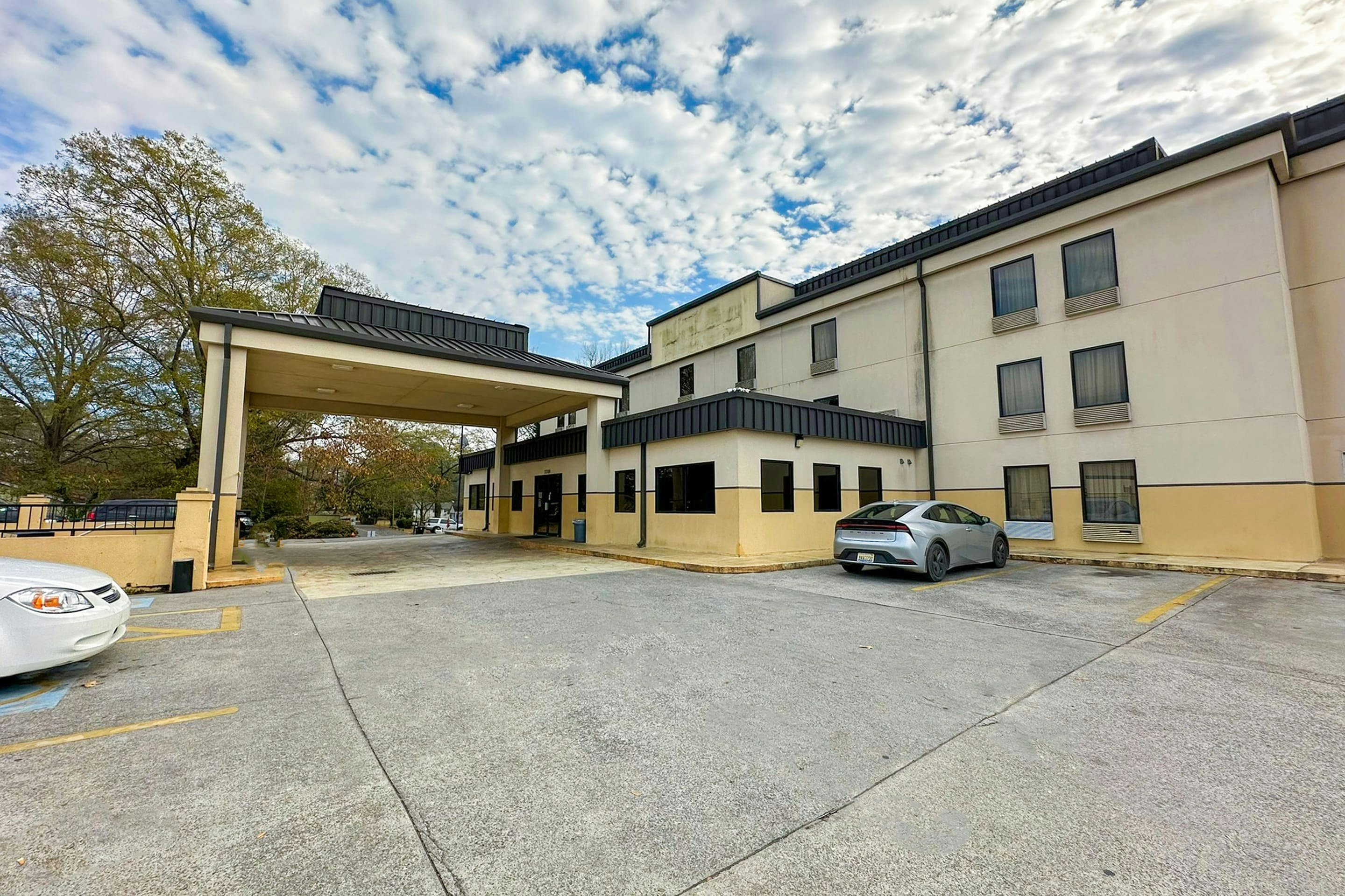 OYO Hotel Rome West