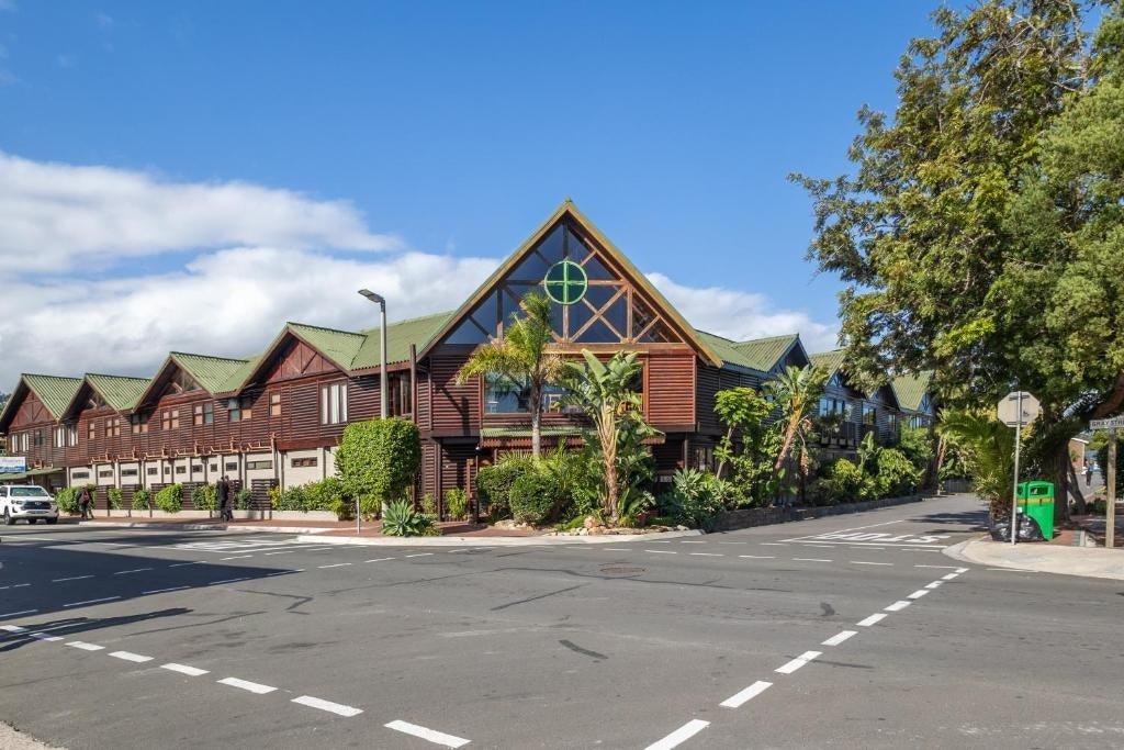 Knysna Log Inn