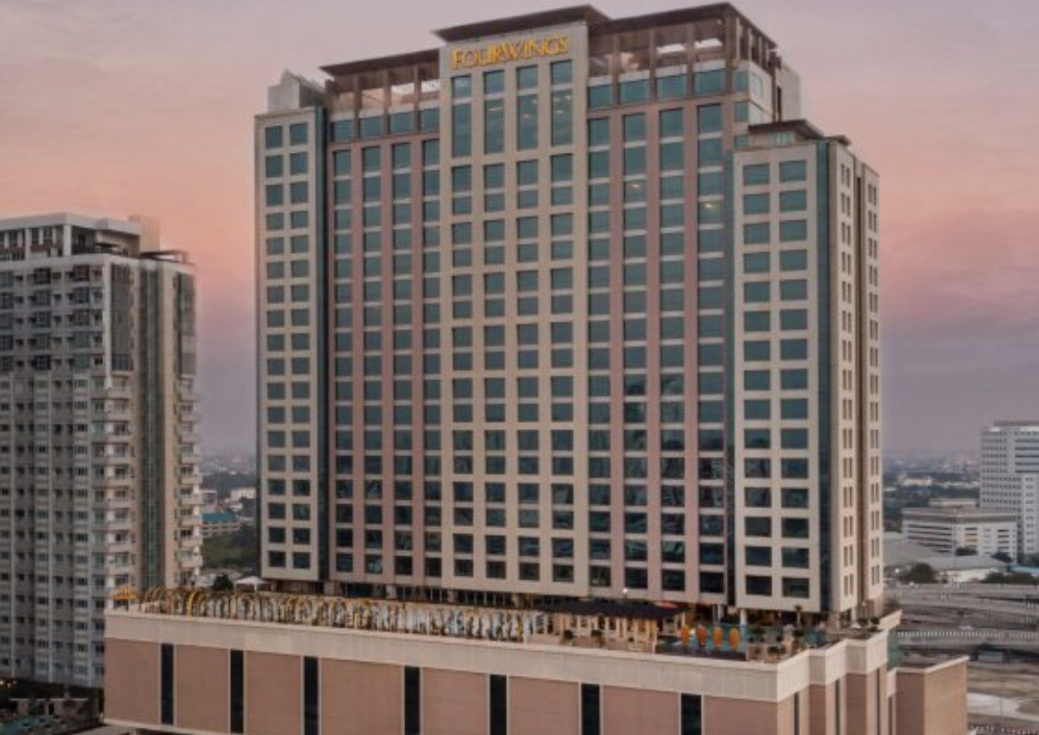Grand FourWings Convention Hotel