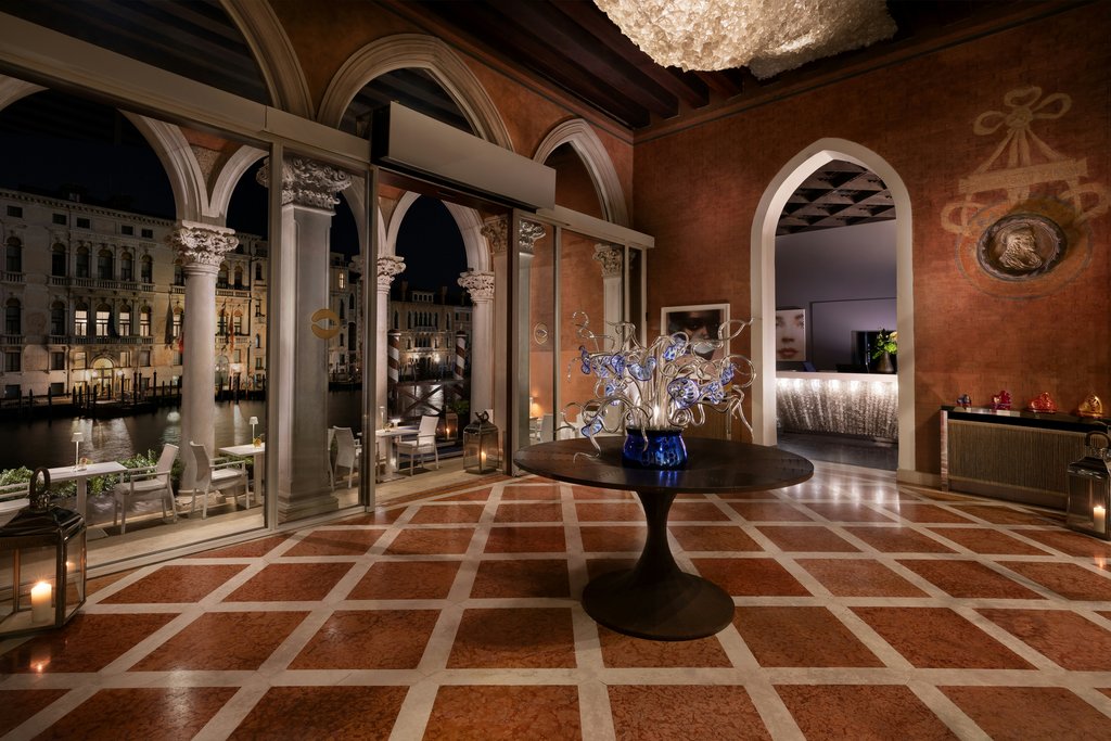 Guest photo