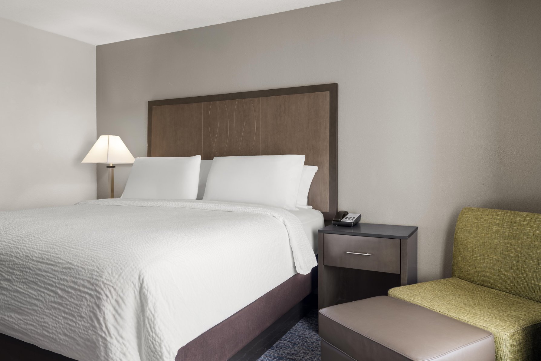 HOTEL LIBERAL by IHG Room Type - 1 King One Bedroom Suite Kitchenette