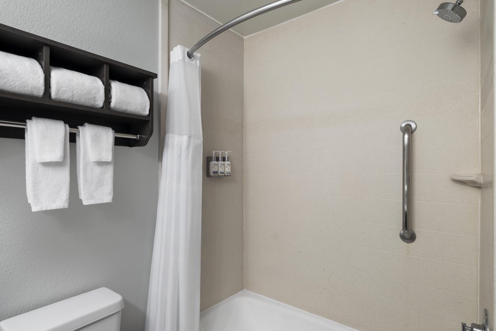 HOTEL LIBERAL by IHG Room Type - Standard Room