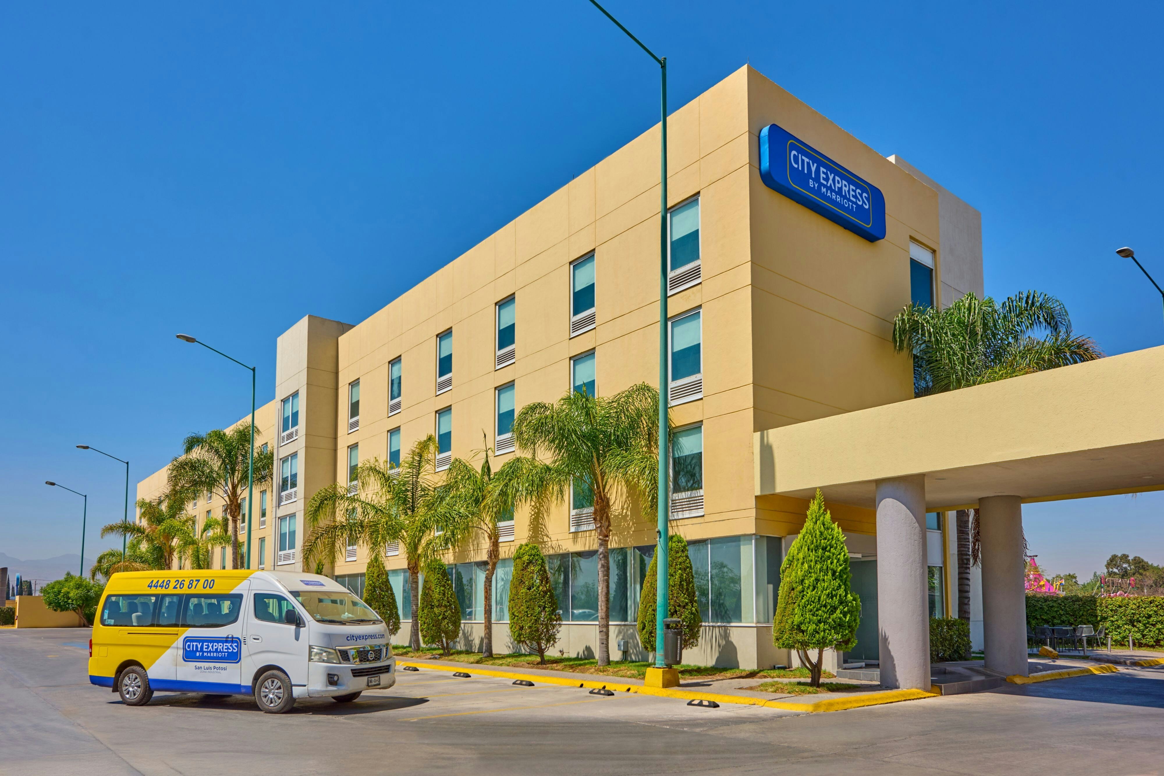 City Express by Marriott Zona Industrial