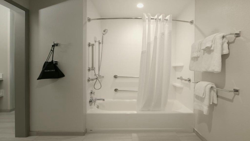 HOLIDAY INN EXPRESS MT VERNON