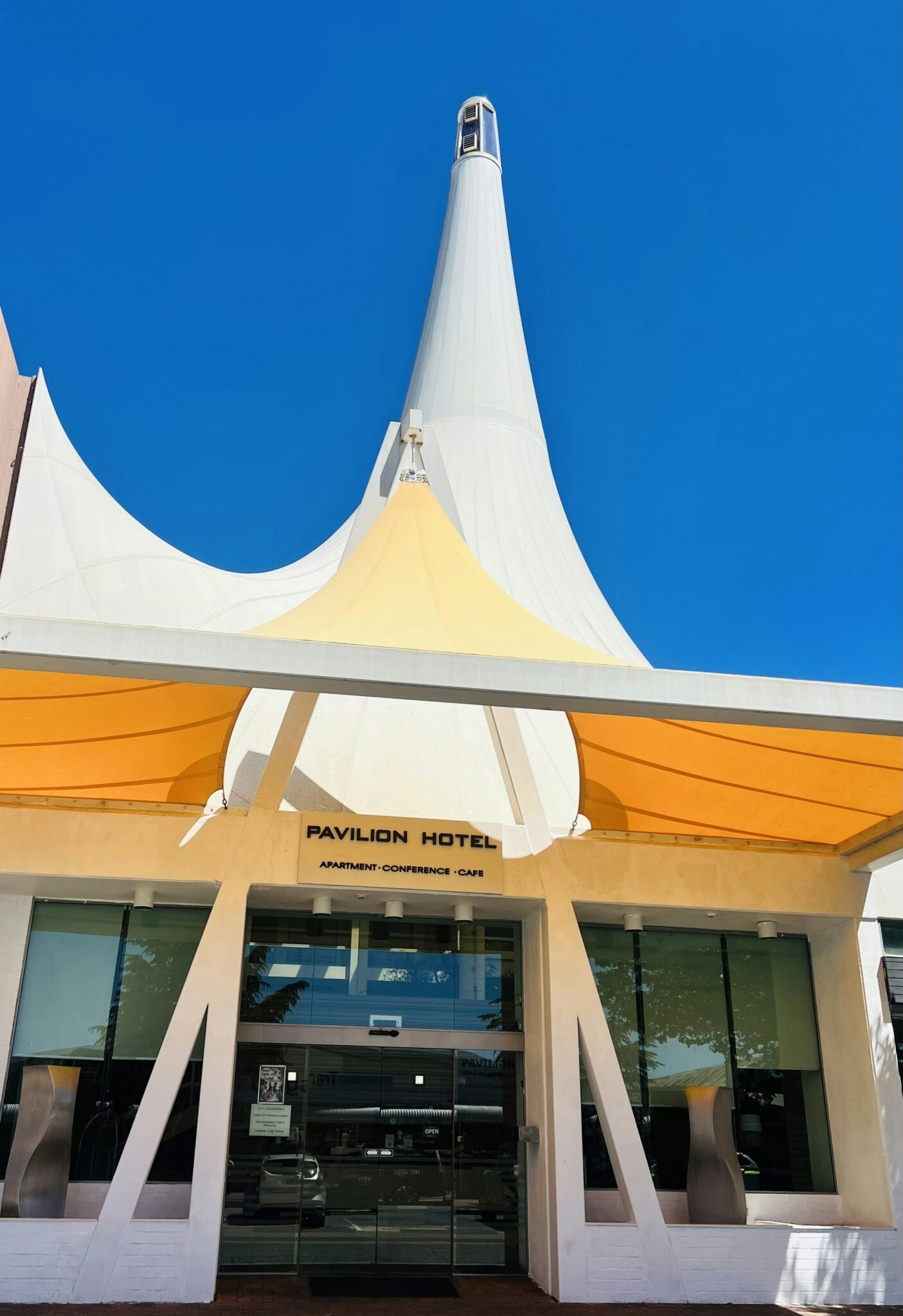 Pavilion Hotel Wagga Wagga