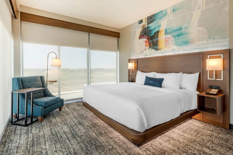 Holiday Inn Express Bettendorf – Davenport NE