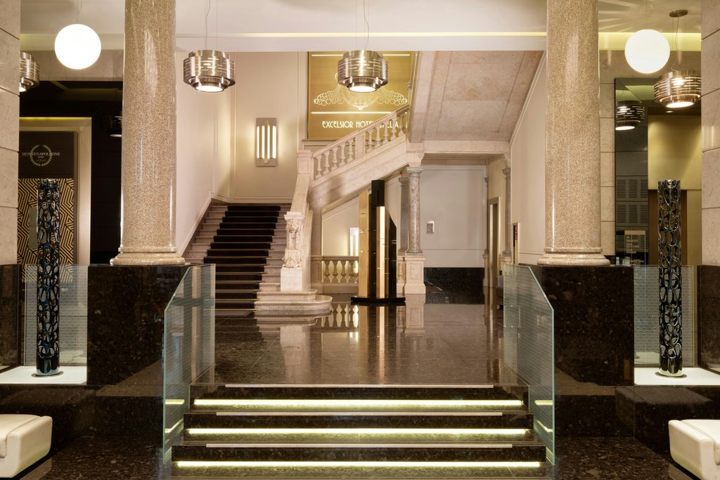 Guest photo