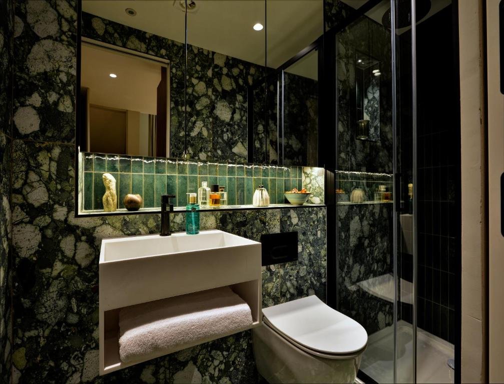 Notting Hill Gate Hotel