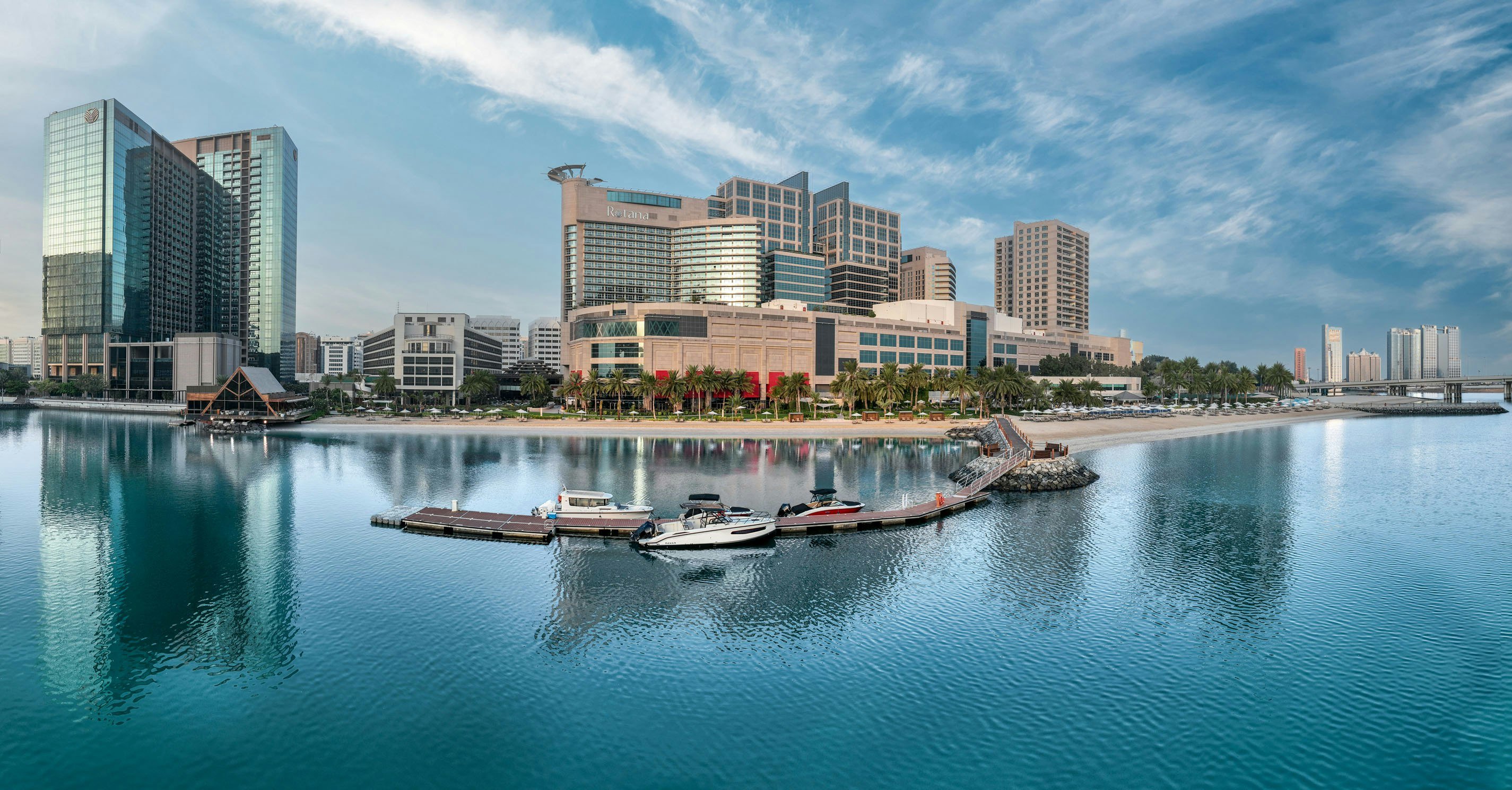 Beach Rotana Residences