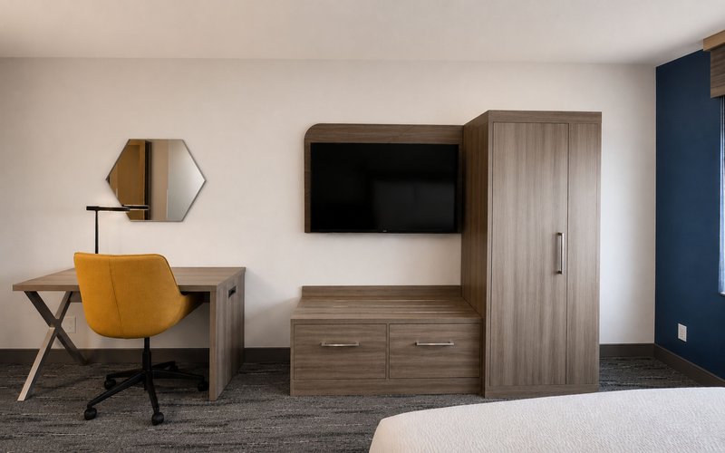 HOLIDAY INN EXPSTE FORT PIERRE