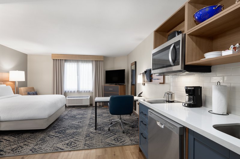 Candlewood Suites MOBILE-DOWNTOWN