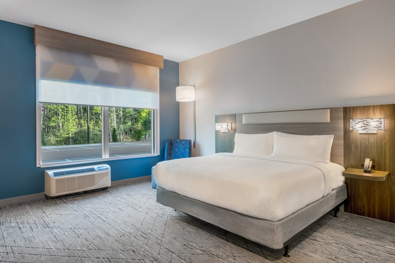 Holiday Inn Express Savannah – Gateway