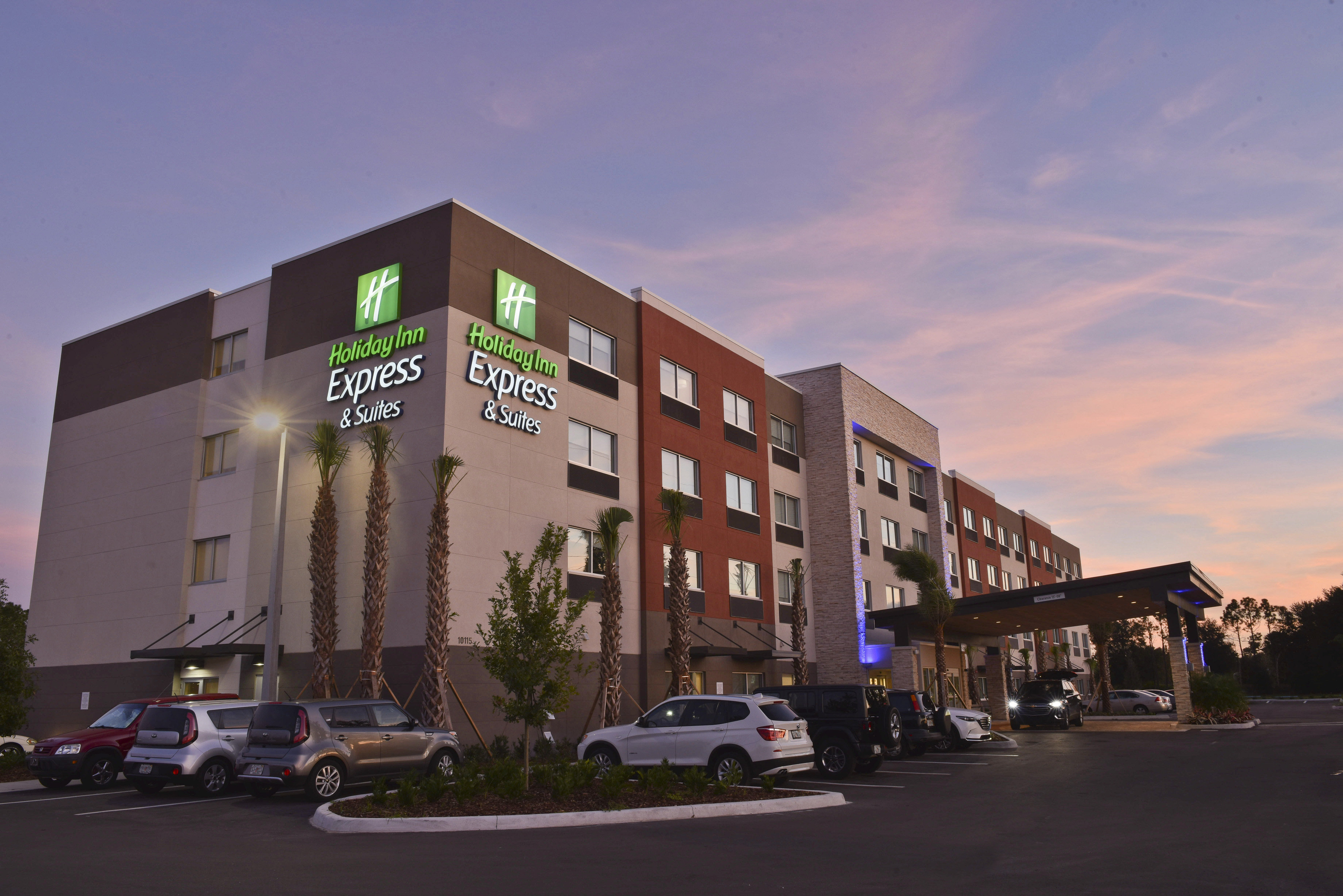 Holiday Inn Express/Stes-Lake Nona Area