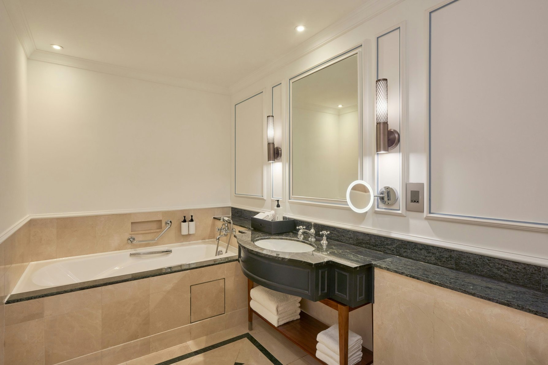 Frasers House, a Luxury Collection Hotel, Singapore Room Type - Heritage, Guest room, 2 Double