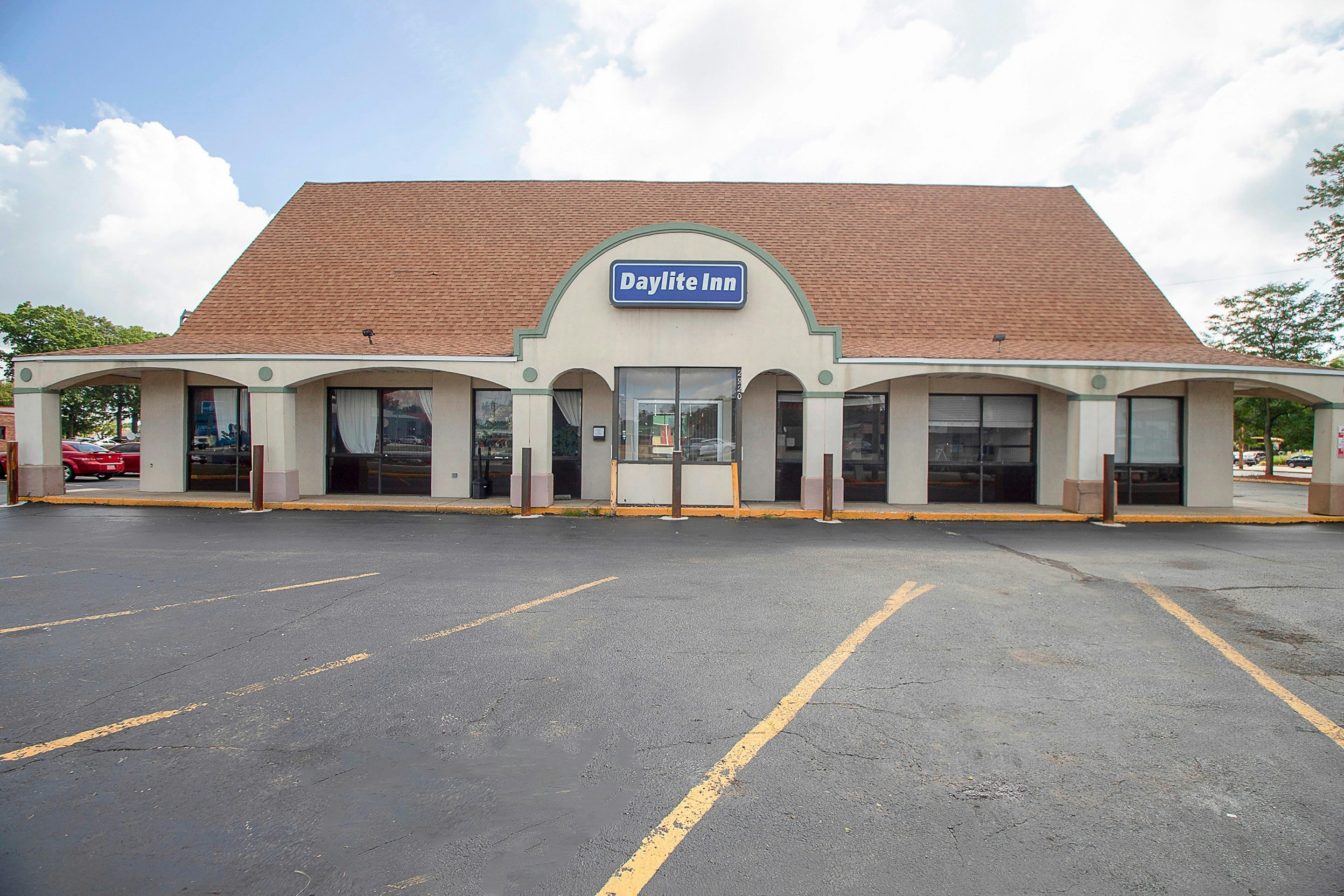 Daylite Inn