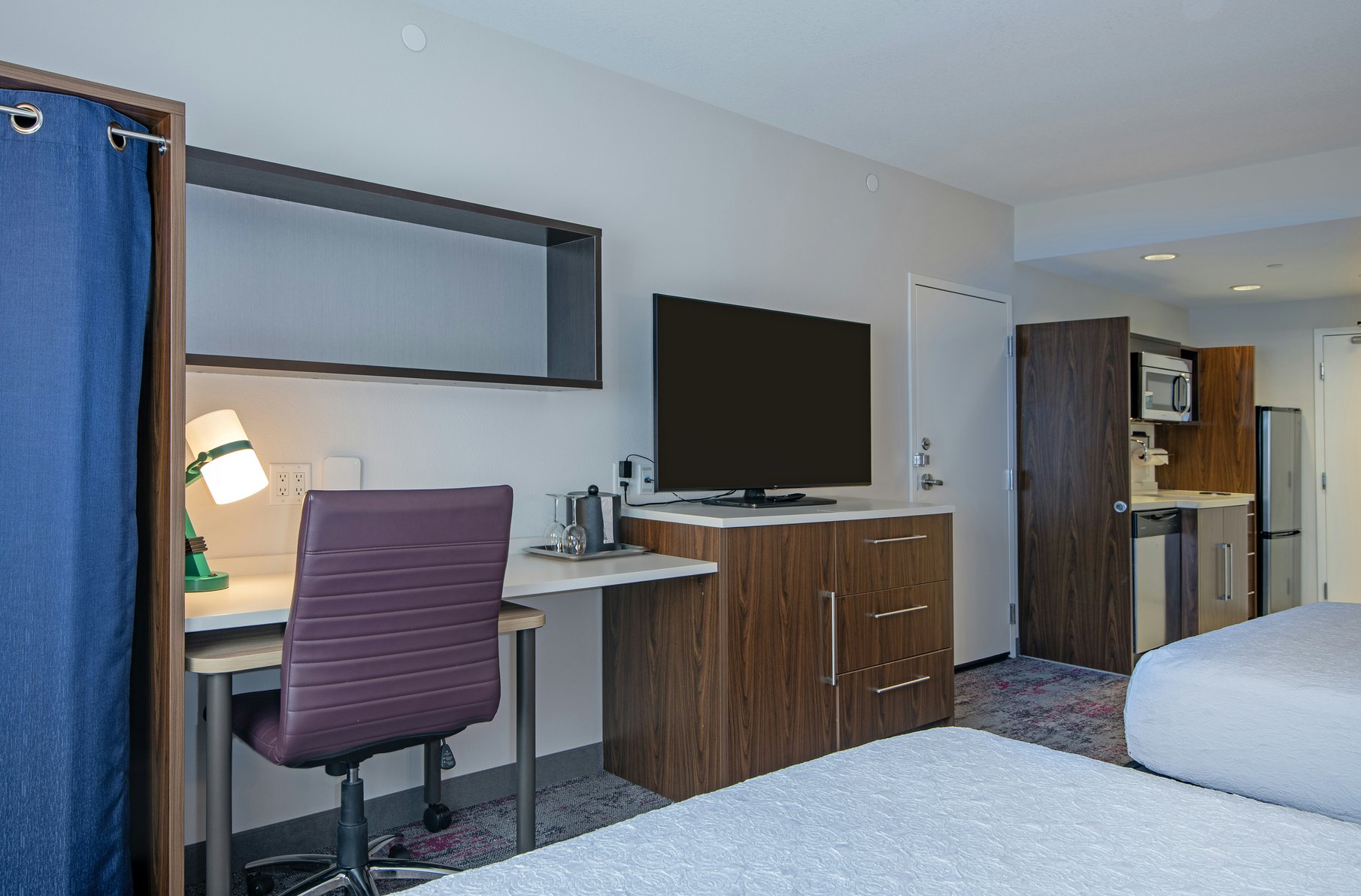 Home2 Suites by Hilton West Edmonton, Alberta, Canada Room Type - 2QN BEDS STUDIO NO SOFABED