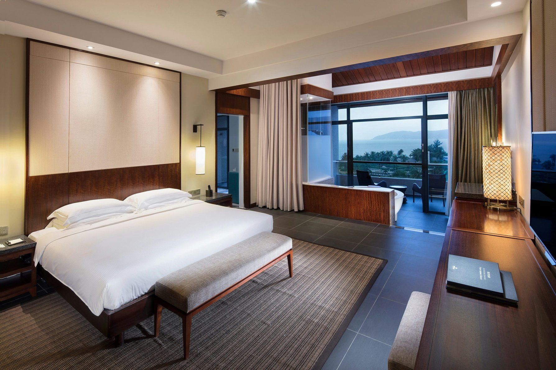 Hilton Sanya Yalong Bay Resort & Spa Room Type - DELUXE FAMILY SUITE