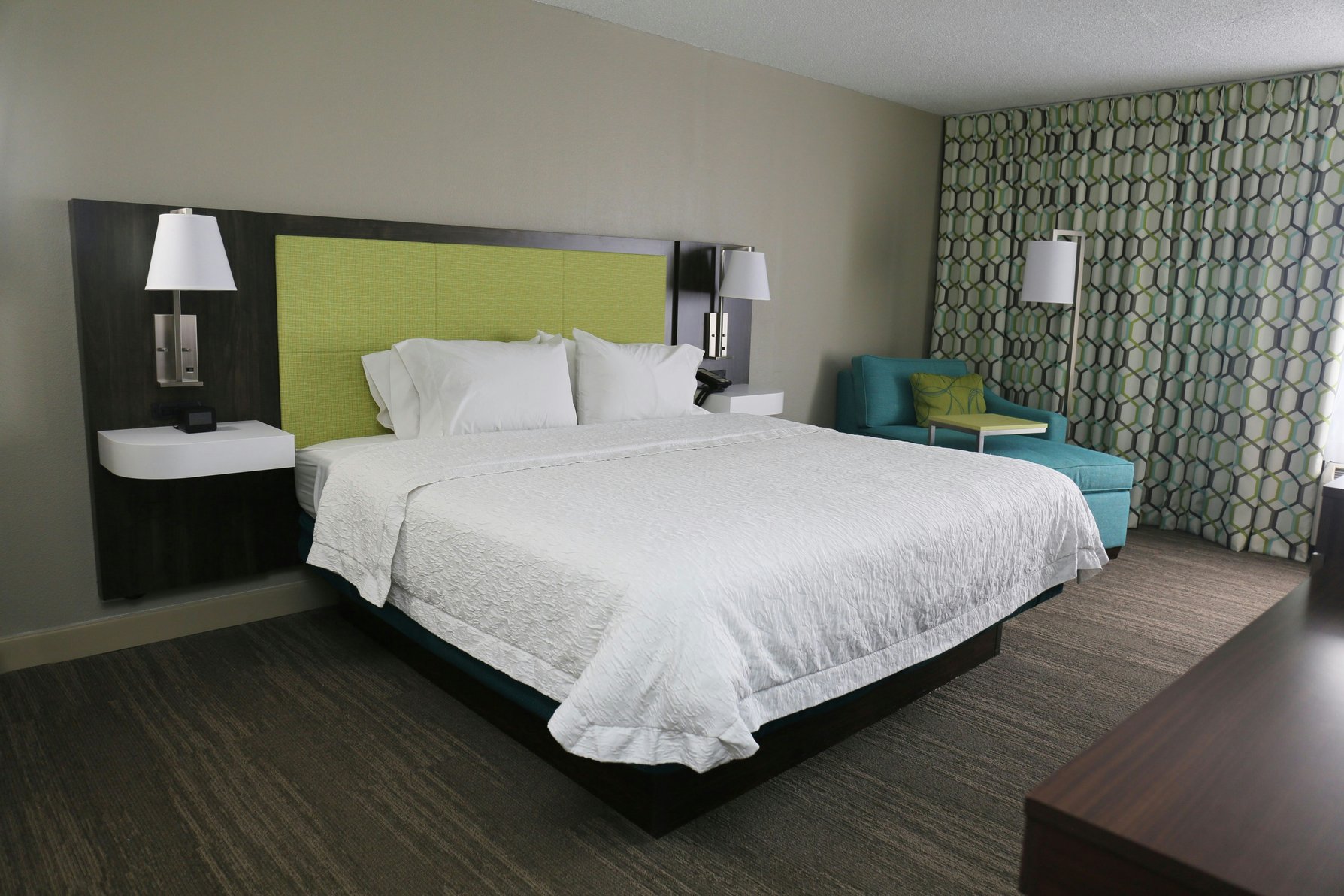 Hampton Inn by Hilton Sumter Room Type - 1 KNG ACCESSIBLE TUB NS