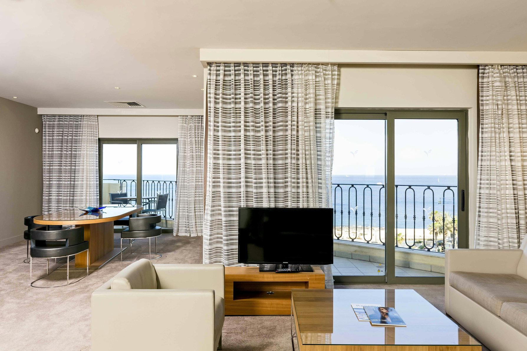 Hilton Malta Room Type - AMBASSADOR SUITE