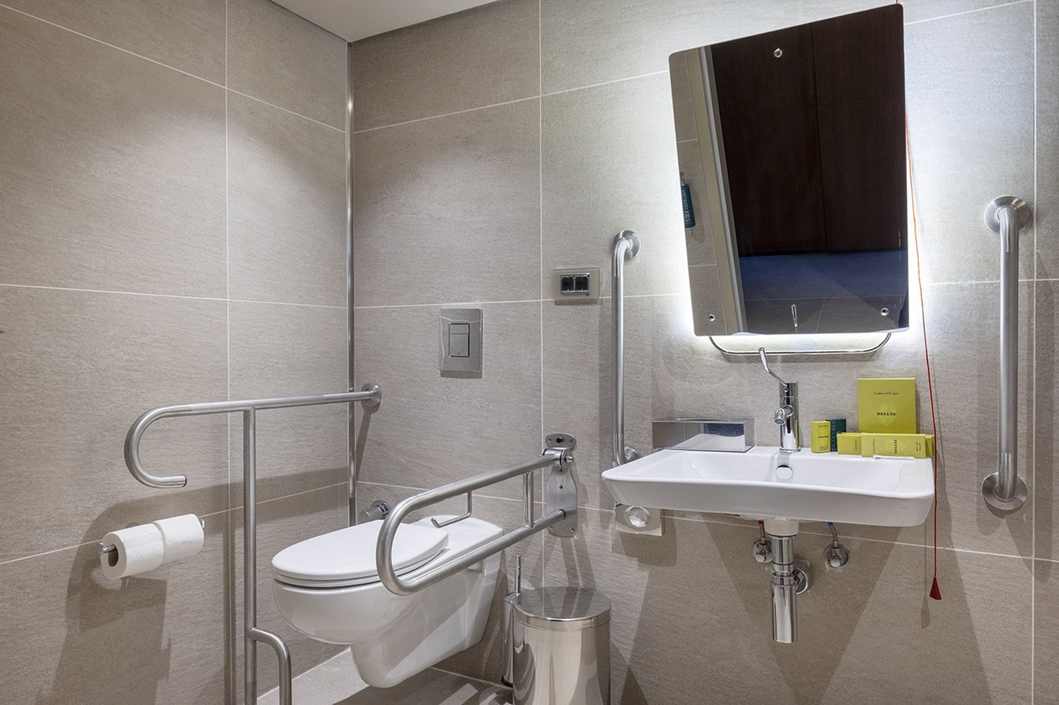 Mersin HiltonSA Room Type - TWIN BED ACCESSIBLE ROOM