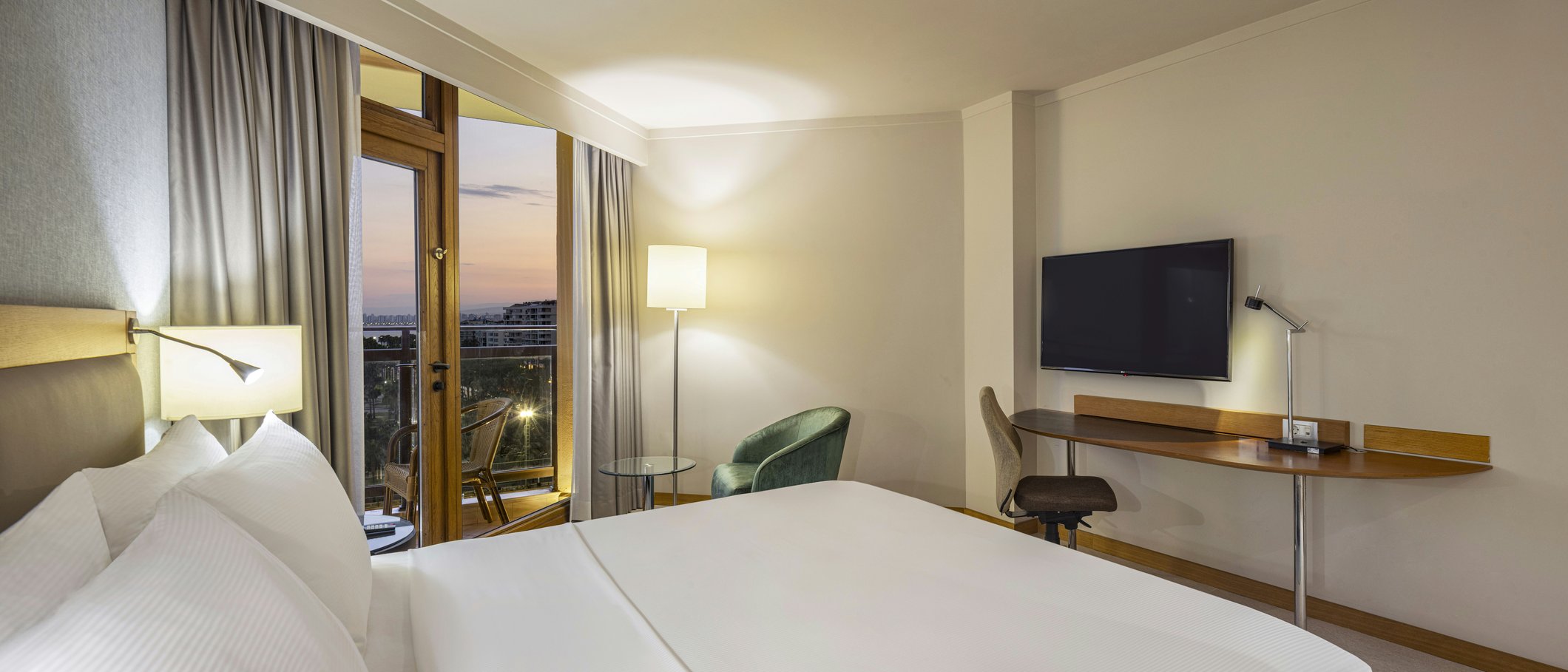 Mersin HiltonSA Room Type - KING SEA VIEW ROOM