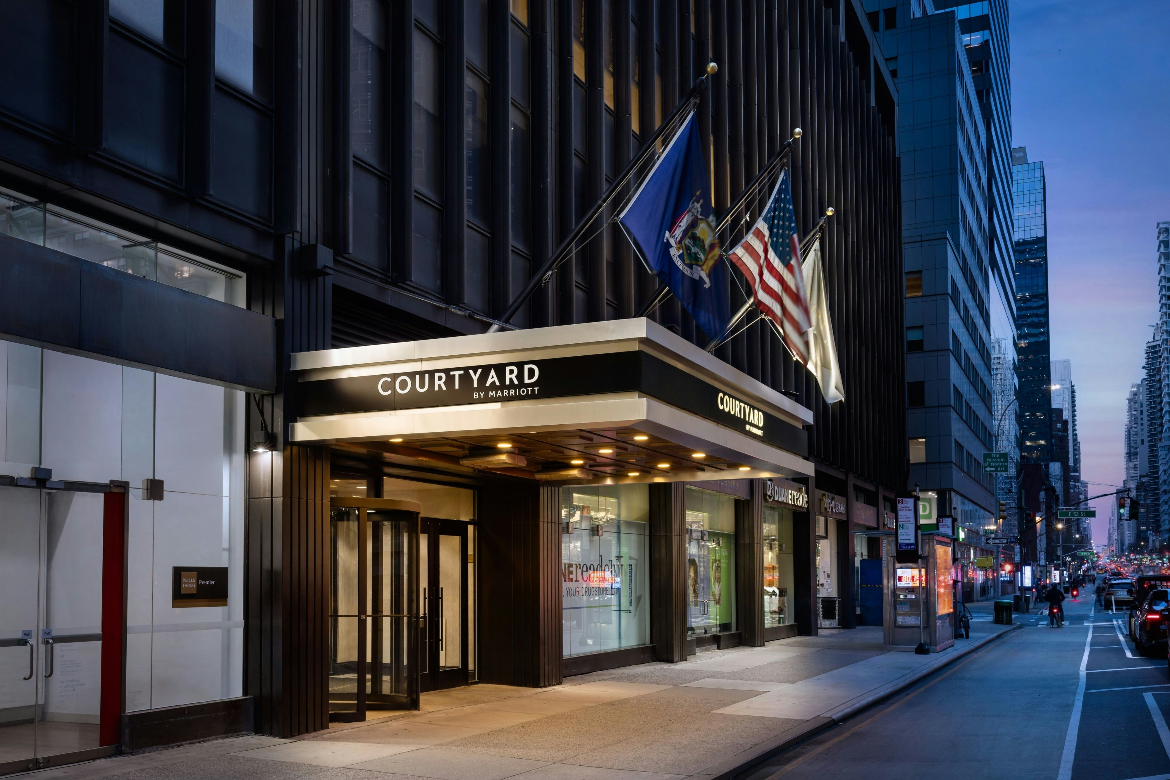 Courtyard by Marriott Midtown East