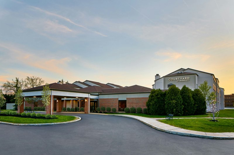 Courtyard by Marriott Rochester Brighton